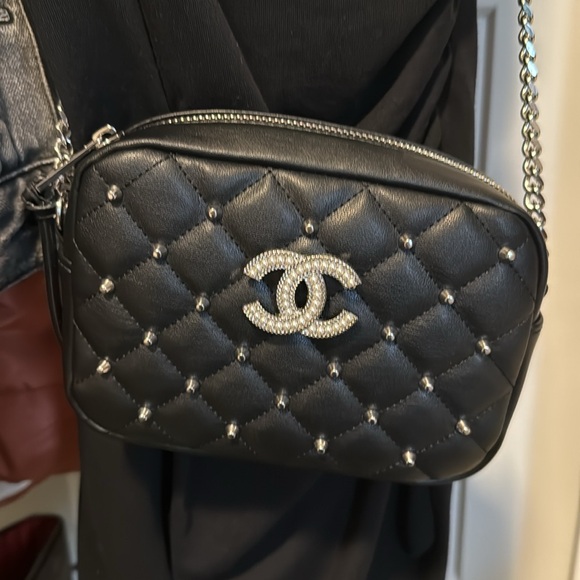 NWT Black Rebecca Minkoff diamond quilt silver studded top zip crossbody bag - Picture 13 of 14